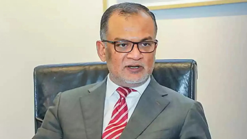 ২ দিনের ফ্লাইট বিপর্যয়ের মাশুল মওকুফ করবে সরকার: বাণিজ্য উপদেষ্টা